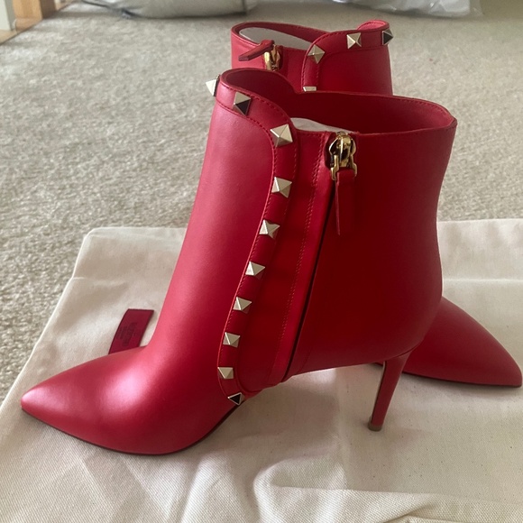 Valentino Short Boots (Bootie) - Red Size 38 New in Box - Picture 1 of 14